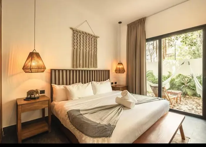 Casa Luv 4br 4ba Downtown 2 Private Pools Pousada