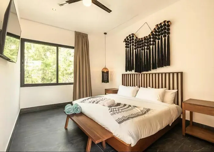 Casa Luv 4br 4ba Downtown 2 Private Pools Pousada